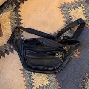 Vintage Genuine Black Leather Waist Bag / Fanny Pack